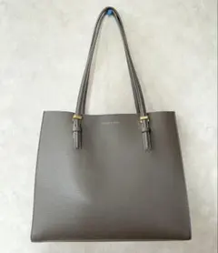 チャールズアンドキース　 クラシックダブルハンドルトートバッグ