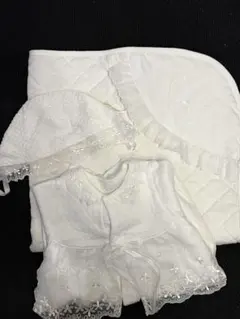 セレモニーベビードレス50-70cm 帽子・ケープ・おくるみ点セット