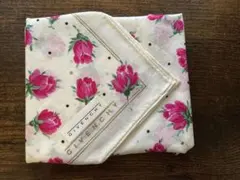 GIVENCHY 花柄ハンカチ