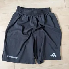 adidas ショートパンツ XS 黒