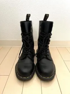 Dr.Martens ドクターマーチン 1490 10ホールブーツ