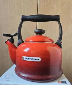 LE CREUSET レッド ケトル 1.6L 新品未使用品 - メルカリ