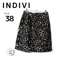 【美品】INDIVI インディヴィ ひざ丈 タックスカート ブラウン　総柄 38