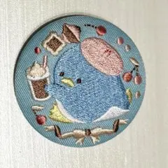 サンリオ　ビスケット　刺繍入り缶バッジ　タキシードサム