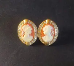 ⭐️美品⭐️K18 4.3gカメオデザイン イヤリング | Mercari