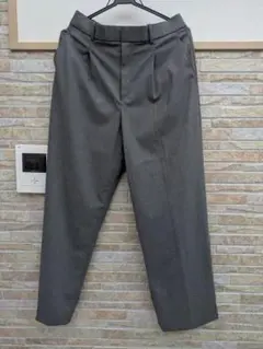 未使用！ユニクロ　タックワイドパンツ