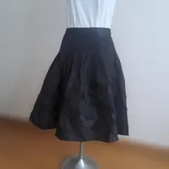 HIROKO BIS フレアスカート 黒 ひざ丈のサムネイル