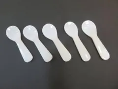 053-02シェル　スプーン　5個セット　 7cm ベトナム　貝　貝殻　天然素材