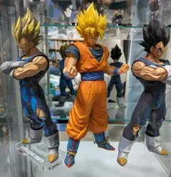 ドラゴンボール　フィギュア　グランディスタ　孫悟空　ベジータ　3体セット