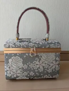 花柄刺繍 ボックス型和装用バッグ