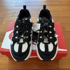 新品NIKE テックヘラ25cm箱ありスニーカーのサムネイル