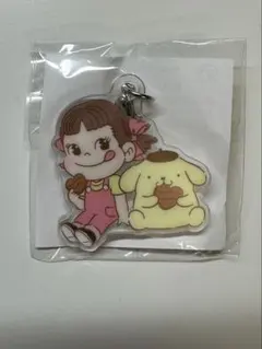 ペコちゃんとポムポムプリンの アクリルチャーム　不二家