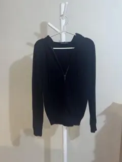 新品未使用Brandy Melville ネイビー ニット ジップパーカー
