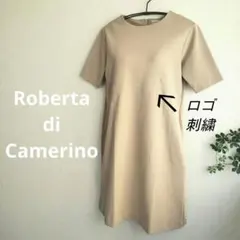 【ロベルタ】控えめロゴ刺繍入り　ロゴチャーム　半袖　膝丈　ワンピースのサムネイル