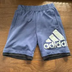 adidas ネイビー ハーフパンツ 130