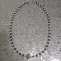 パールビーズ×black&whiteネックレスSeahorse×world