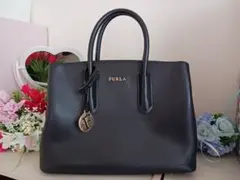 ♡はな♡様専用　FURLA フルラ　 ハンドバッグ　黒ブラック