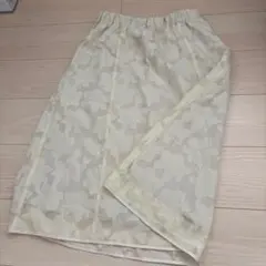クリーム色 シフォン フレアスカート
