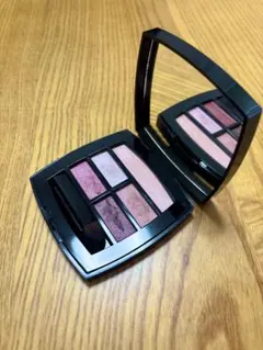 レ ベージュ パレット ルガール クール ドゥ シャネル