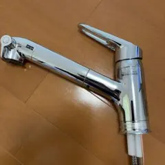 LIXIL 浄水器内蔵型シングルレバー混合水栓のサムネイル