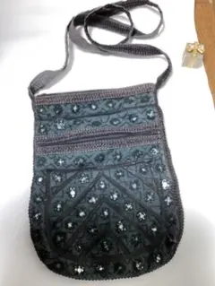 刺繍ビーズ装飾ショルダーバッグ ダークグレー