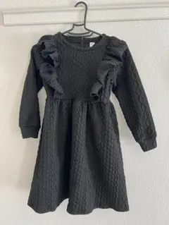 ブラック フリル付き ワンピース