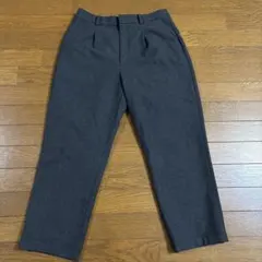 ユニクロ　HEATTECH ダークグレー スラックス Lサイズ