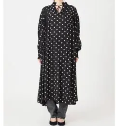 【美品】relume ドットプリントピンタックフレアワンピース