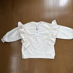 新品未使用ZARAフリル付きアイボリー トレーナー