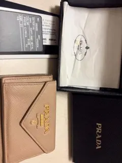 PRADA 三つ折り財布 サフィアーノレザー ベージュ - メルカリ