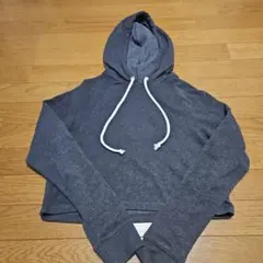H&M グレー クロップドパーカー XS　韓国ファッション　ガールズのサムネイル