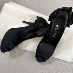 ダイアナ  バックリボン サテン パンプス