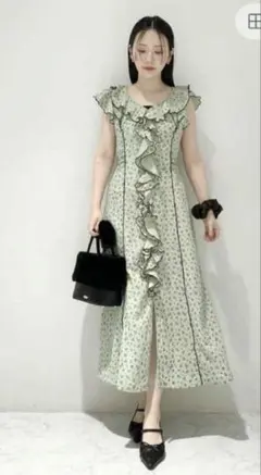 リリーブラウン カットフリルワンピース