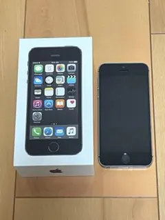 Apple iPhone 5S スペースグレイ 本体　32GB