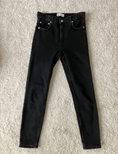 ZARA ブラック スキニーデニム EUR36