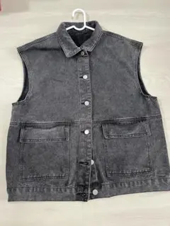Dazy グレー デニムベスト　美品