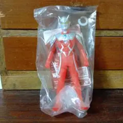 ウルトラマンゼロ　ワイルドバースト　ギラギラワイドオープンver.　ソフビ