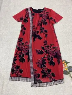 【美品】VIVIENNE TAM 花 刺繍 フレンチスリーブ ワンピース VIVIENNE TAM 花刺繍 ワンピース