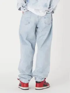 Levi's リーバイス　ユニセックス ライトブルー ストレートデニム