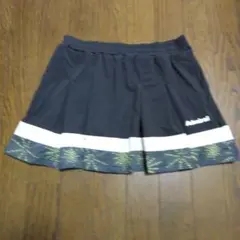 Admiral テニス スコート ブラック 花火柄のサムネイル