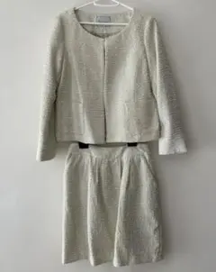 ホワイトベージュ　ジャケットとスカートのセット　サイズ38 ワールド購入