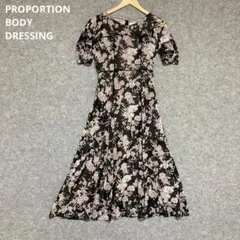 PROPORTION BODY DRESSING 黒に花柄 半袖ロングワンピース