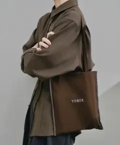 YOBEK トートバッグ ブラウンのサムネイル