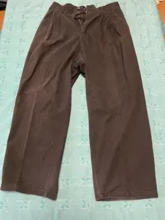 ダークブラウン ワイドシルエット チノパン
