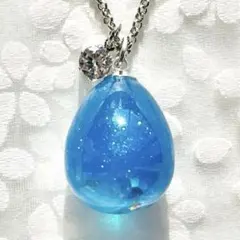 894可憐な♡レジンアクセサリー ロイヤルブルー マトリカリアの