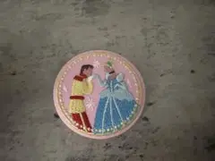 ディズニー刺繍缶バッジ