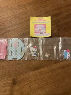 ちいかわ×サンリオキャラクターズ レイヤーアクリルスタンド ハチワレ キティ