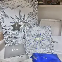 DIOR 2022 ホリデーショッパー リボン 箱　チャーム