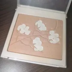 クラランス　コットンフラワーフェイスパレットのサムネイル