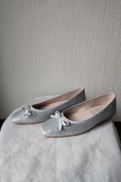 ラウナレア　シルバーグリッター バレエシューズ　新品未使品　22cm